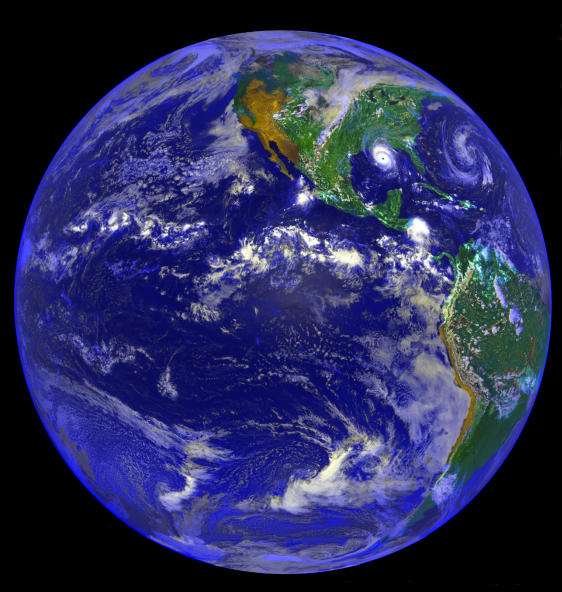 The earth from space (562x592, 50 Kb)
