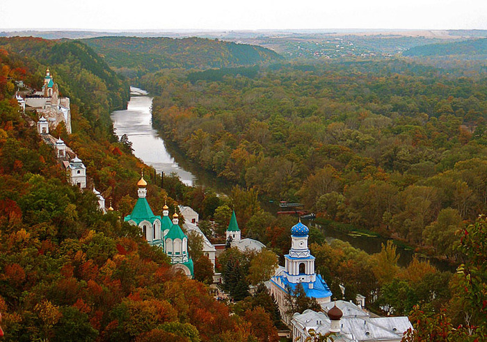 Святогорская Лавра зима