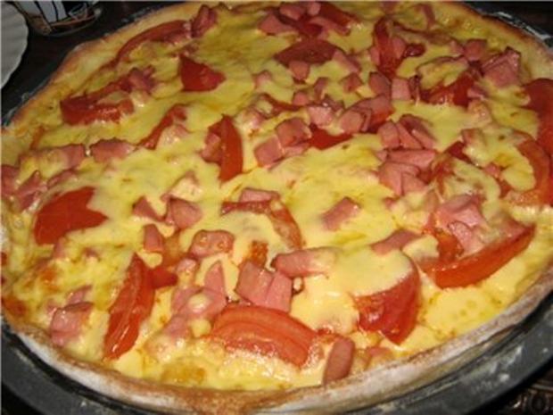Начинка с копчен колбасой для пиццы