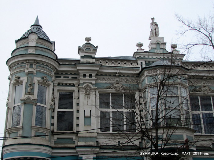 Адреса стардомов в краснодарском крае. Дом купца Лихацкого Краснодар. Усадьба купца Рубежанского в Краснодаре. Особняк братьев Богарсуковых Краснодар. Дом купца Купцова в Краснодаре.