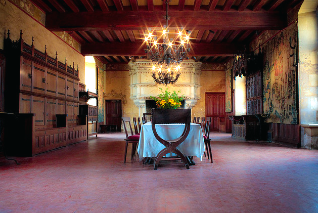 Salle a manger au chateau de Langeais  Flickr - Photo Sharing! (629x421, 623Kb)