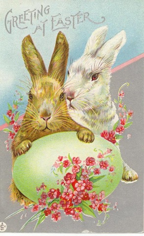 free-vintage-printable-greeting-cards-easter-bunnies-with-green-easter-egg-and-pink-flowers (293x480, 66Kb)