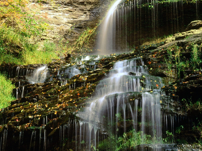 Cathedral Falls, West Virginia - 1600x1200 - ID  (700x525, 229Kb)