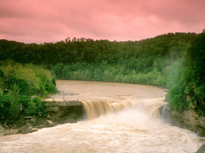 Cumberland Falls, Kentucky - 1600x1200 - ID 3629 (700x525, 132Kb)