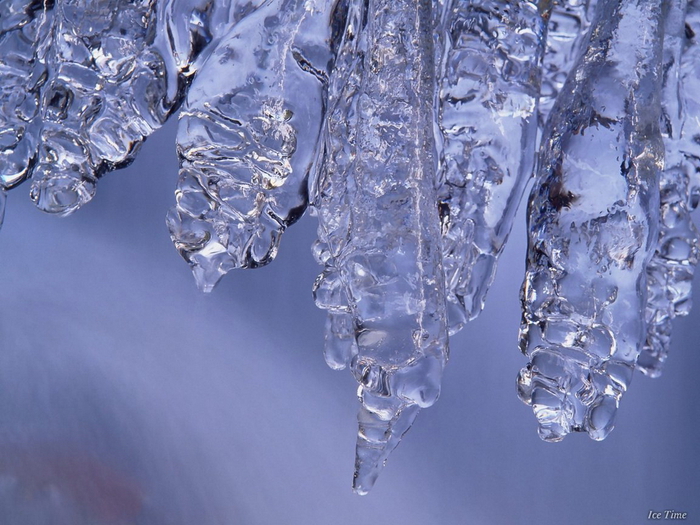 Christmas Icicles - Christmas Wallpaper (700x525, 327Kb)
