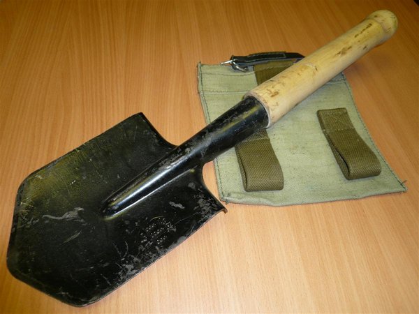 Malaya pehotnaya lopata (600x450, 50Kb)