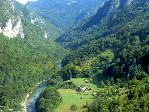 Durmitor-mountain-serbia (600x450, 168Kb)