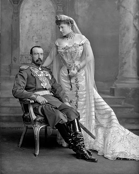 480px-Grand_Duke_Michael_Mikailovich__and_his_wife (480x599, 59Kb)