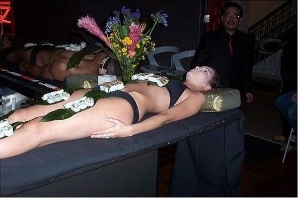 1327676030_Nyotaimori_01 (600x400, 39Kb)