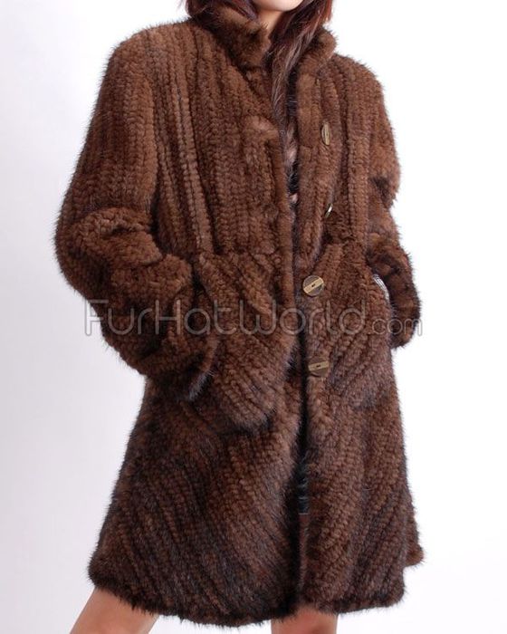 Knit_Mink_Fur_Stroller_Coat_18761_enl (560x700, 58Kb)