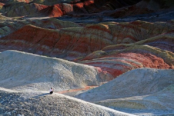 Красные горы китай фото