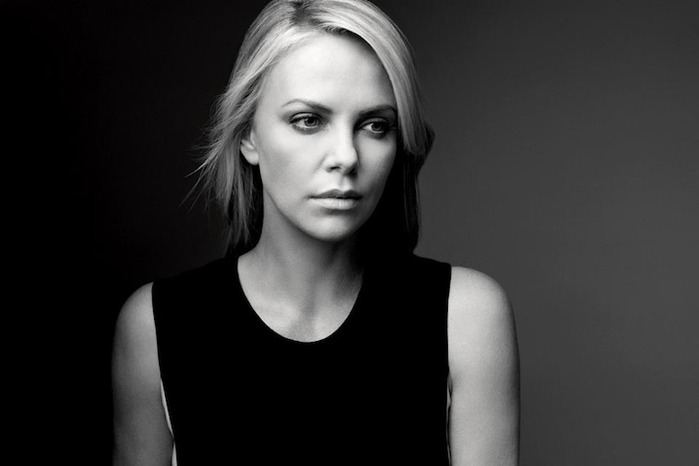 GavinBondCharlizeTheron (700x466, 31Kb)