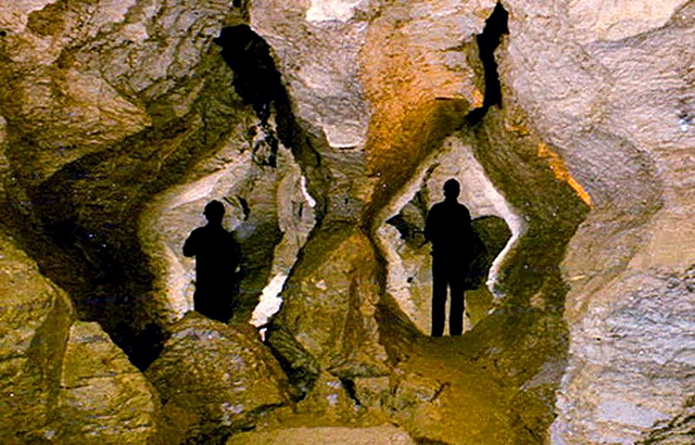 3869930_optimisticcavepohodushki_org (640x410, 257Kb)