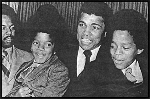 Michael-and-Marlon-meet-the-greatest-Muhammad-Ali-when-he-was-known-as-Cassius-Clay (480x319, 73Kb)