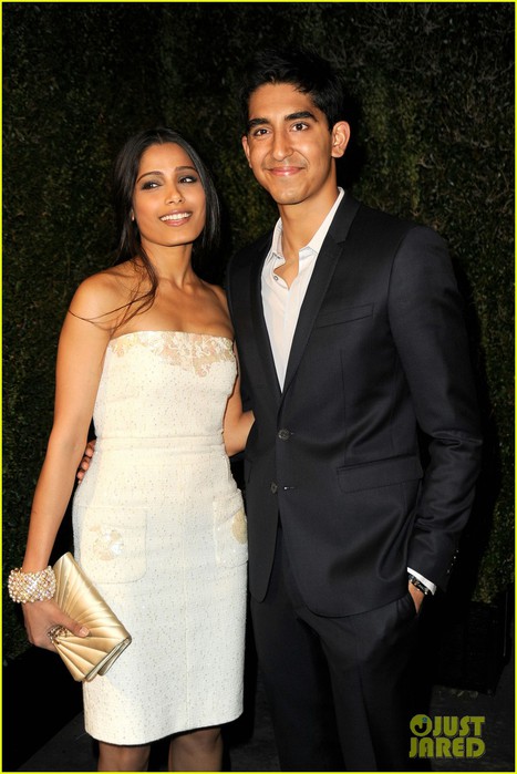 freida-pinto-dev-patel-chanel-pre-oscar-party-pair-02 (467x700, 81Kb)