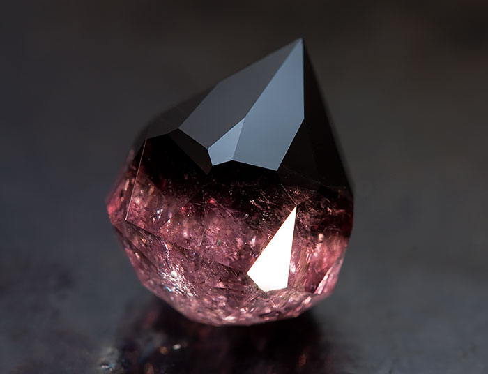 3303834_burmese_tourmaline (700x536, 38Kb)