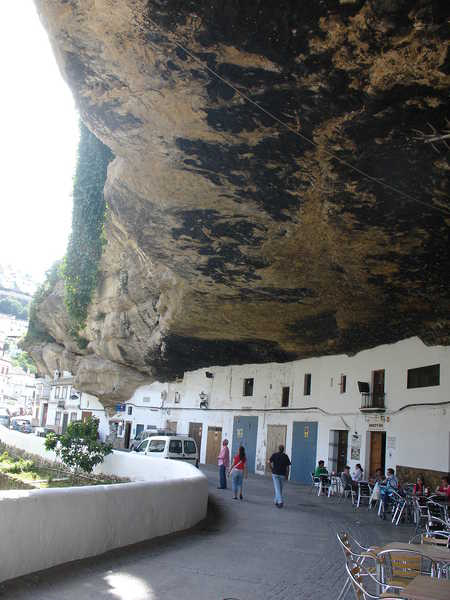 Setenil-de-las-Bodegas-5 (450x600, 153Kb)