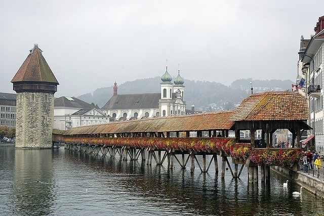 kapellbryukke-01 (640x426, 102Kb)
