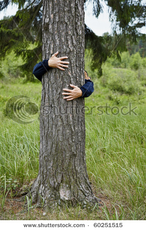 stock-photo-a-man-hugging-a-big-tree-in-the-forest-60251515[1] (300x470, 95Kb)