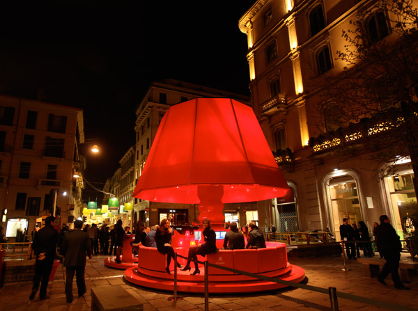 citroen_red_lamp_01 (600x447, 104Kb)