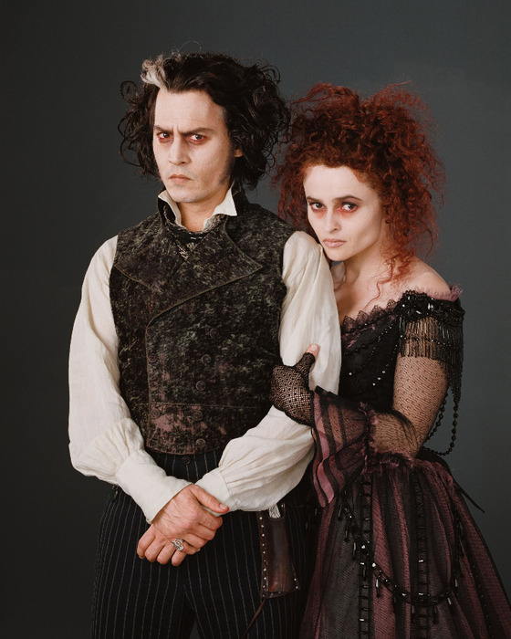 002-helena-bonham-carter-johnny-depp-sweeney-todd-www.huy.com.ua (560x700, 122Kb)