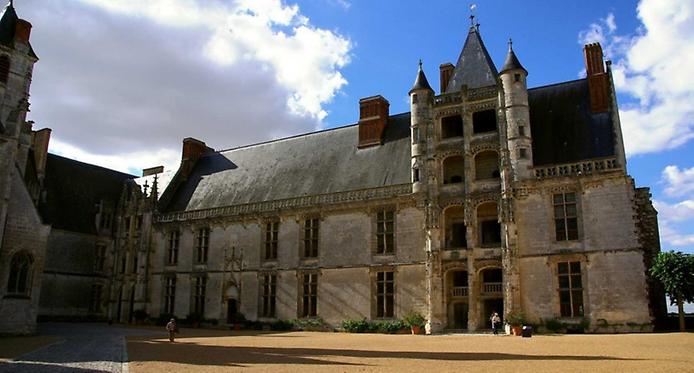 chateaudechateaudun1 (694x373, 42Kb)