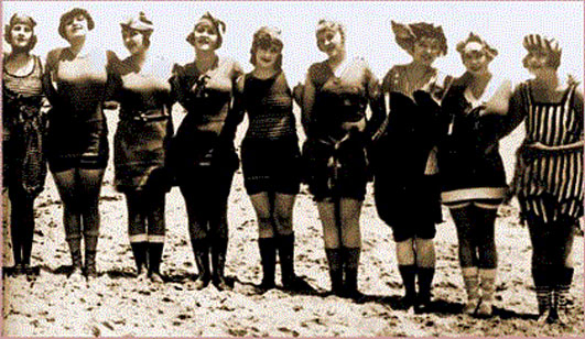 !SwimmingSuitHistory_mmanyg (531x308, 74Kb)