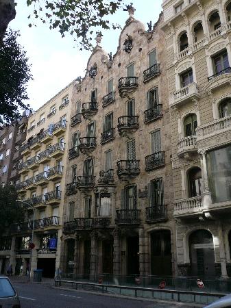 676813_casacalvet (337x450, 43Kb)