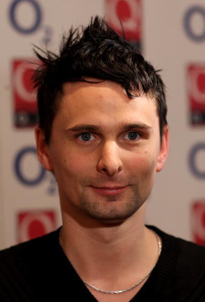 Matthew-Bellamy (404x594, 26Kb)
