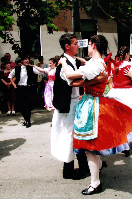 National_costume_and_dance_Csárdás (464x700, 409Kb)