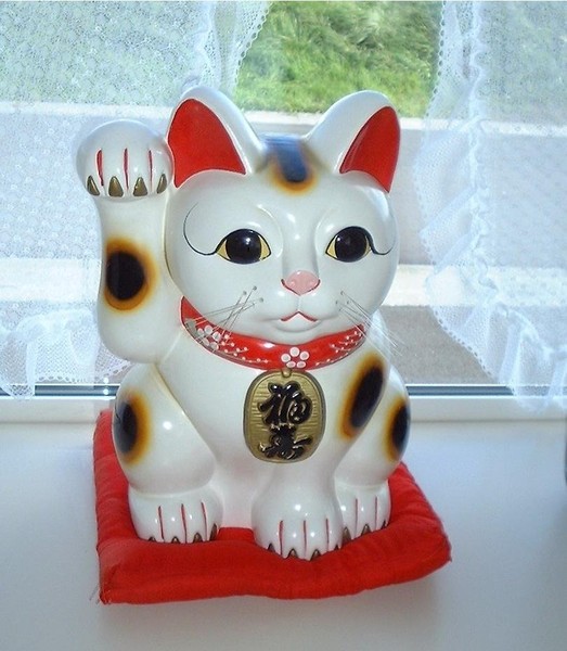 1247038353_maneki-neko-ja (523x600, 77Kb)