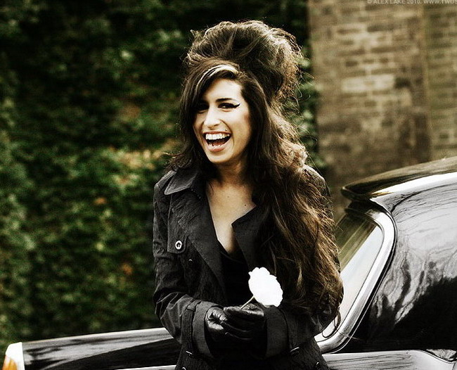 01esa11amy_winehous (650x526, 115Kb)