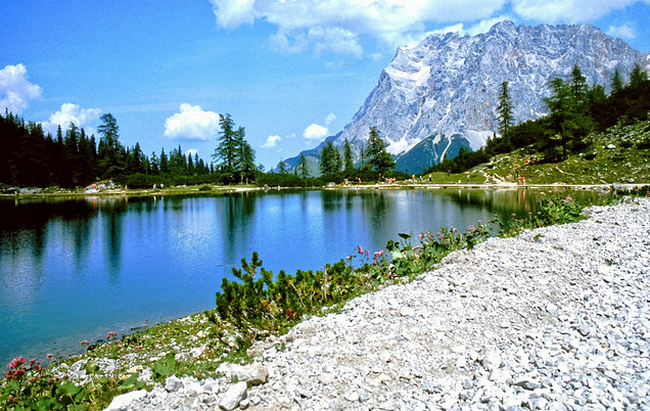 Zugspitzgebiet - Tirol - Urlaub - 08-1981  Flickr - Photo Sharing! (650x411, 702Kb)