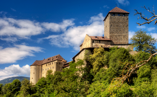 All sizes  Tirol Castle  Flickr - Photo Sharing! (650x405, 653Kb)