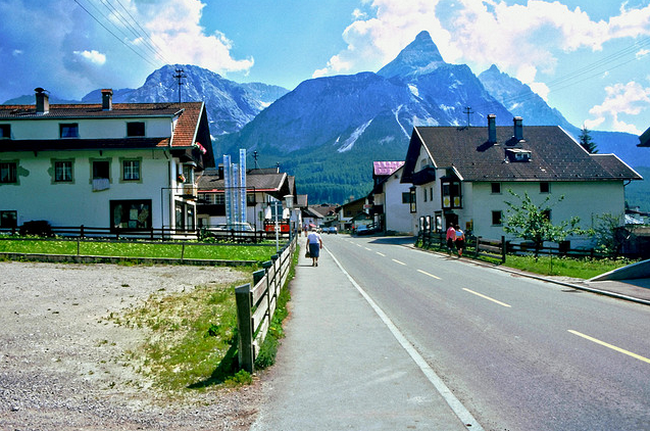 Zugspitzgebiet - Tirol - Urlaub - 08-1981  Flickr - Photo Sharing! (650x431, 709Kb)