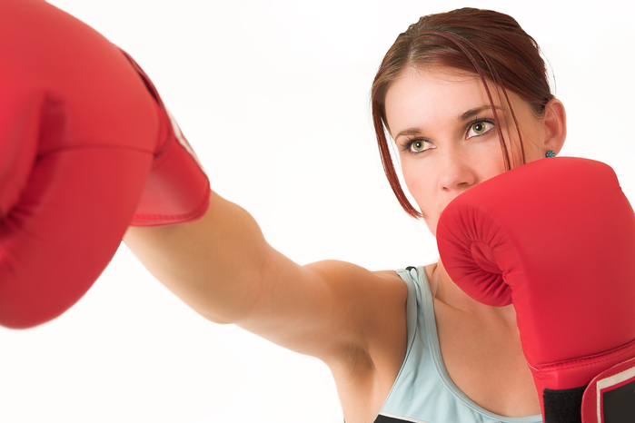 woman_boxing_12942596674285 (700x466, 178Kb)