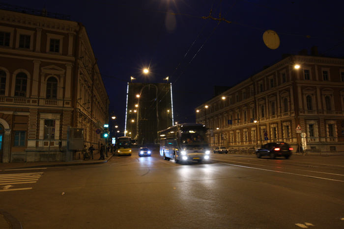 0_5140a_8842ba75_orig (700x467, 287Kb)