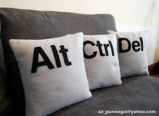 Alt-Ctrl-Del Pillow (320x235, 17Kb)