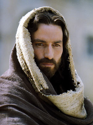 12915__caviezel_l (300x400, 27Kb)