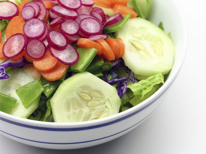 18197-salad_anyone (700x525, 81Kb)