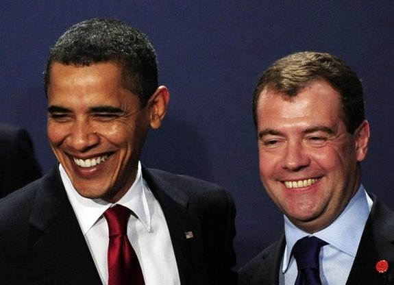 obama_medvedev (575x416, 36Kb)