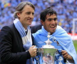 tevez_mancini_904gr (260x214, 26Kb)