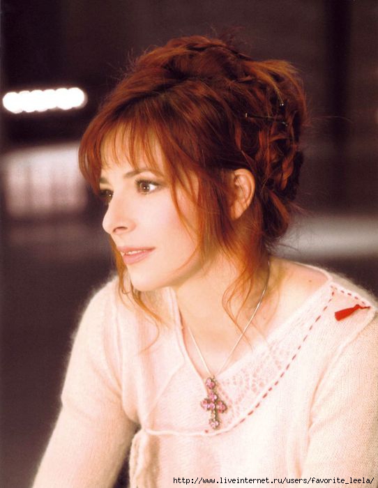 239686_milen_mylene-farmer_music_2478x3200_(www.GdeFon.ru) (542x700, 150Kb)