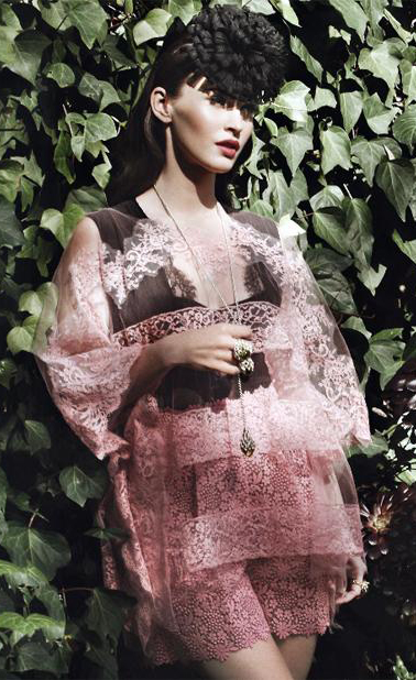 Megan Fox - MIAMI Magazine 2012-01 (378x618, 217Kb)