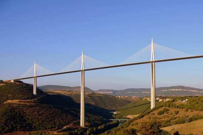 millau_viaduct7 (700x466, 25Kb)