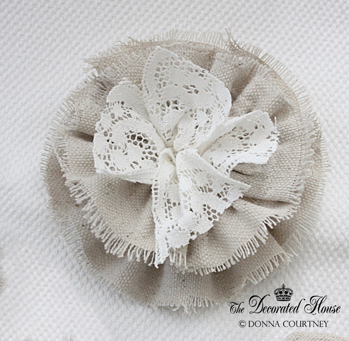 The Decorated House DIY Tutorial Fabric Flower 4 (700x684, 176Kb)
