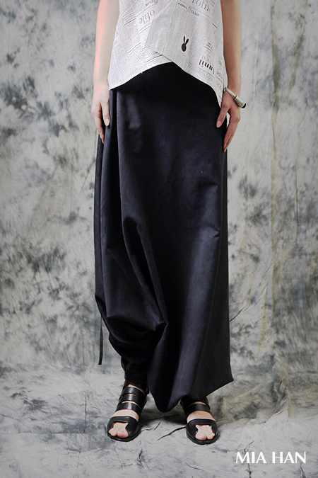 Mia-han-original-design-independent-big-crotch-pants-harem-pants-hanging-crotch-pants-black (450x675, 329Kb)