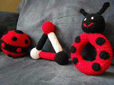 Ladybug-Baby-Toy-Set (400x300, 94Kb)