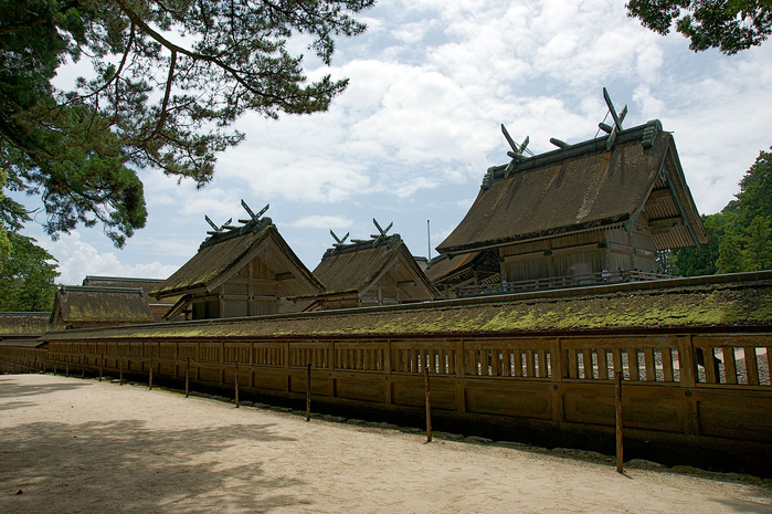 1280px-Izumo-taisha14bs4592 (700x465, 499Kb)