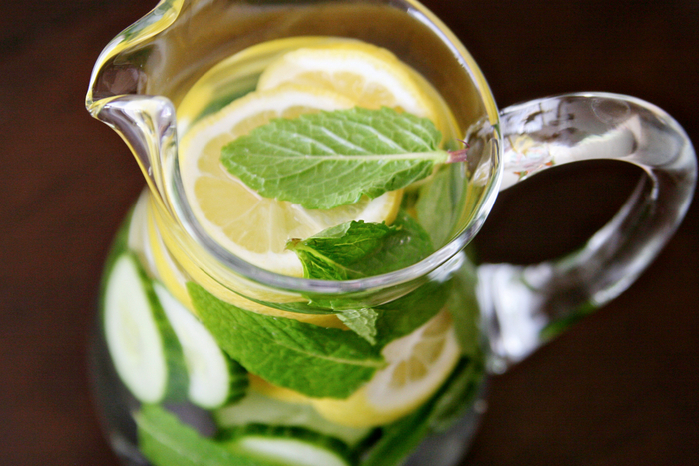 Detox-Water[1] (700x466, 434Kb)